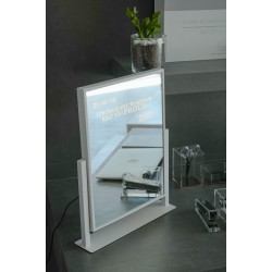 LIGHTED MIRROR  / DEAR ME