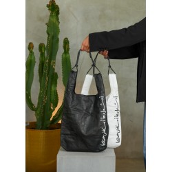 TOTE BAG /EVERYTHING I NEED - BLACK TOTE BAG /EVERYTHING I NEED - BLACK